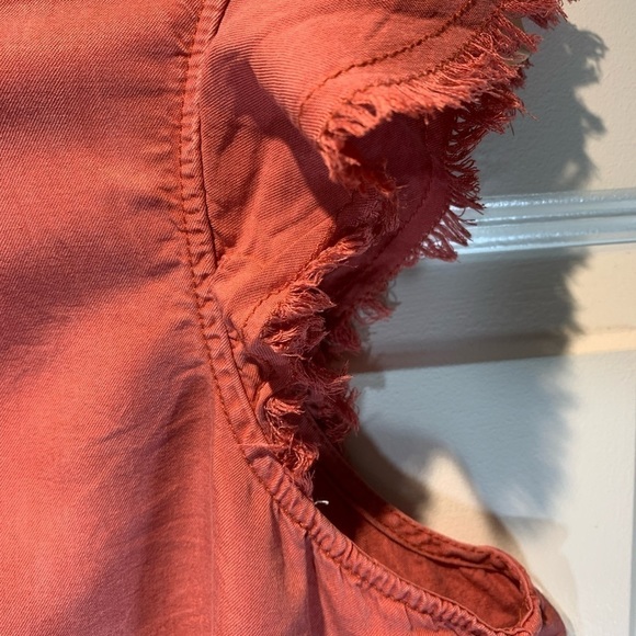 dalia Tencel Short Sleeve Shirt Blouse Rusty coral Raw Hems Sz M Feminine Top - Picture 4 of 8
